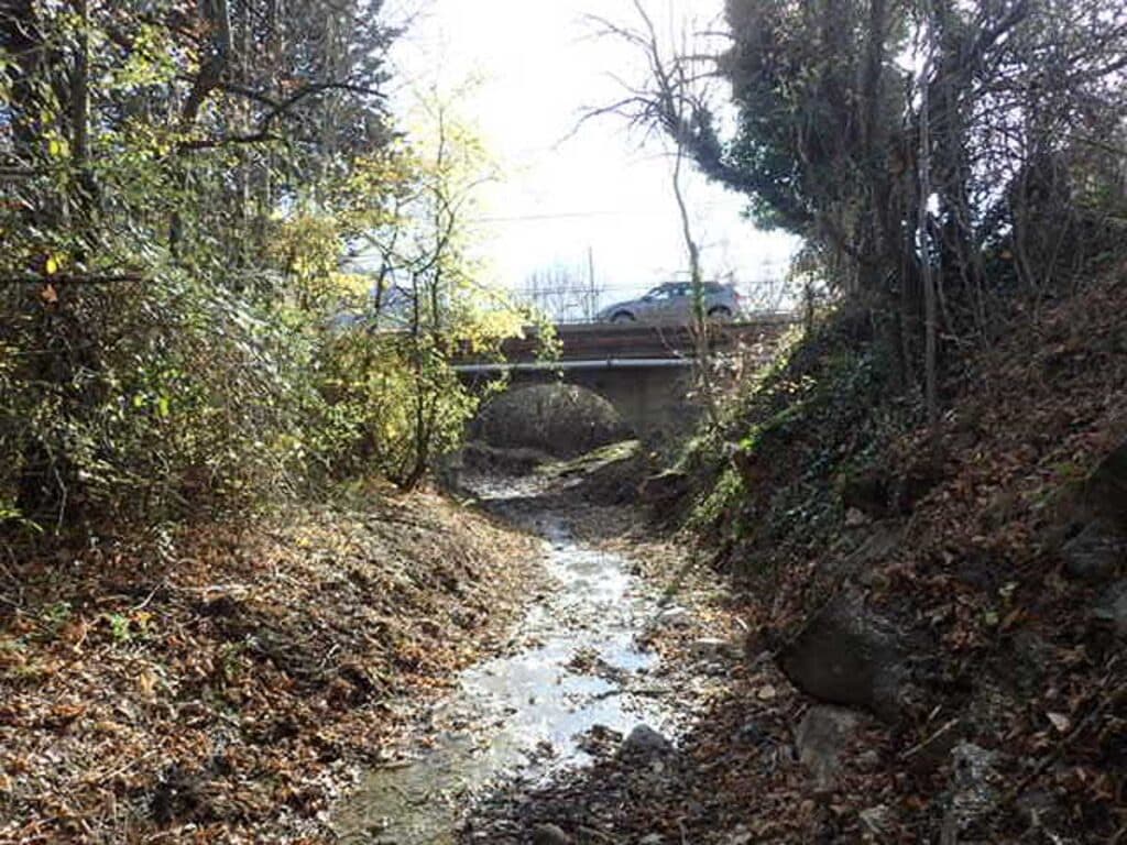 Rif de Saint Marcellin au niveau du pont de la route départementale après travaux d'entretien